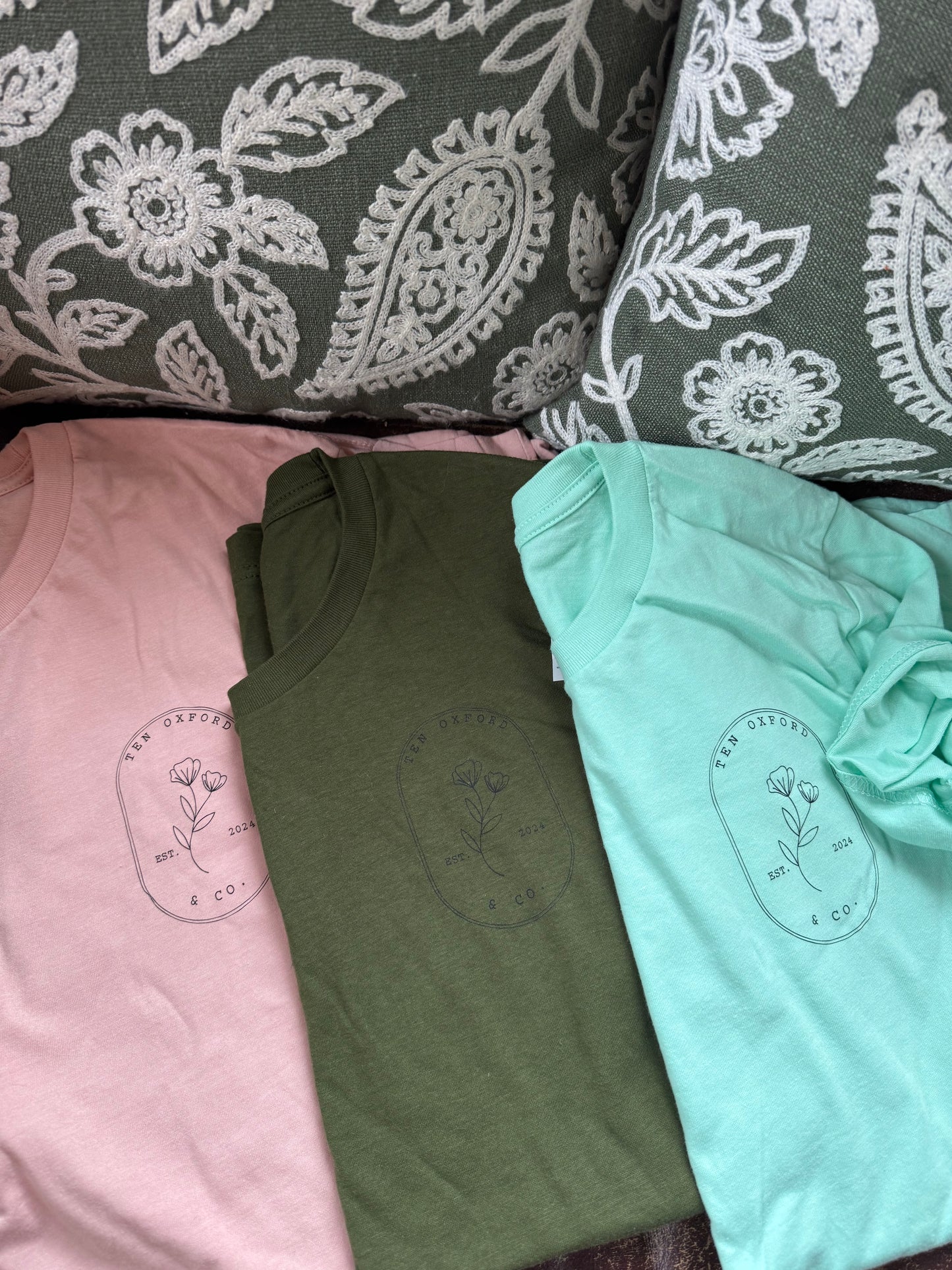Original Ten Oxford & Co. Tee in Dark Sage