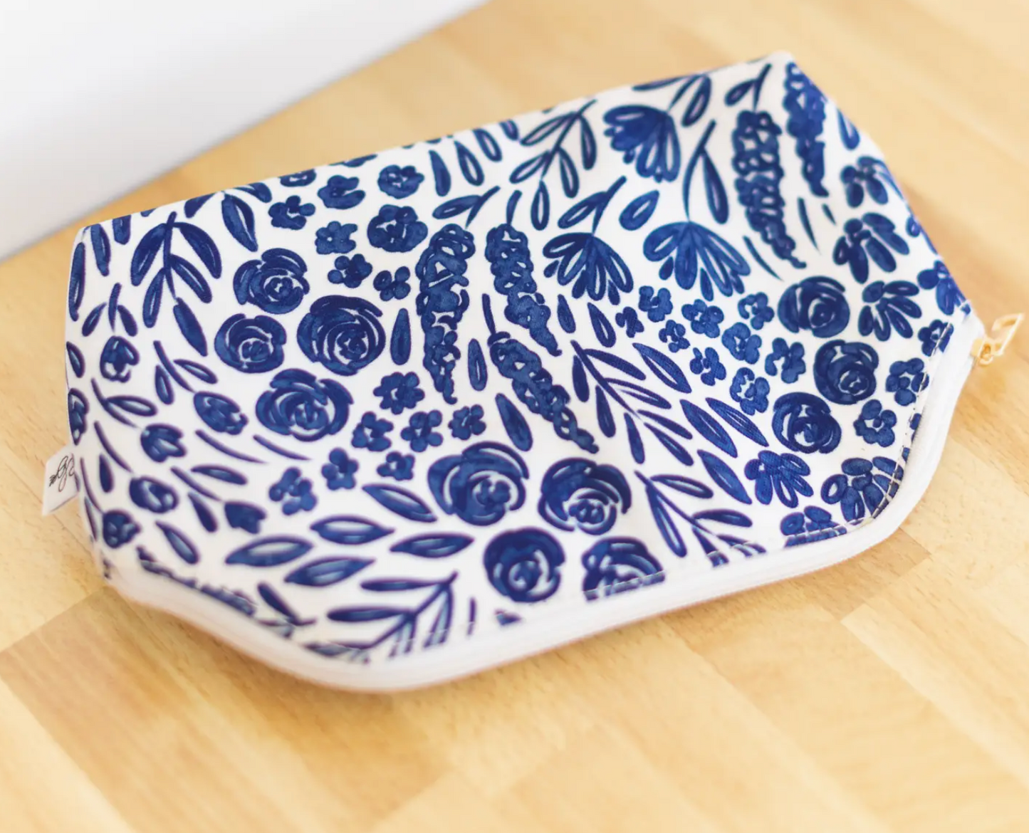 Porcelain Floral Zipper Pouch